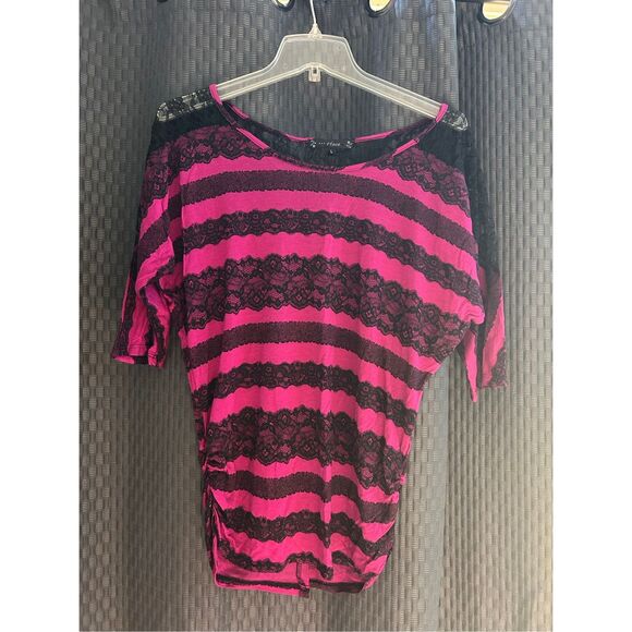 Y2K Pink and black shirt size large - Picture 1 of 3